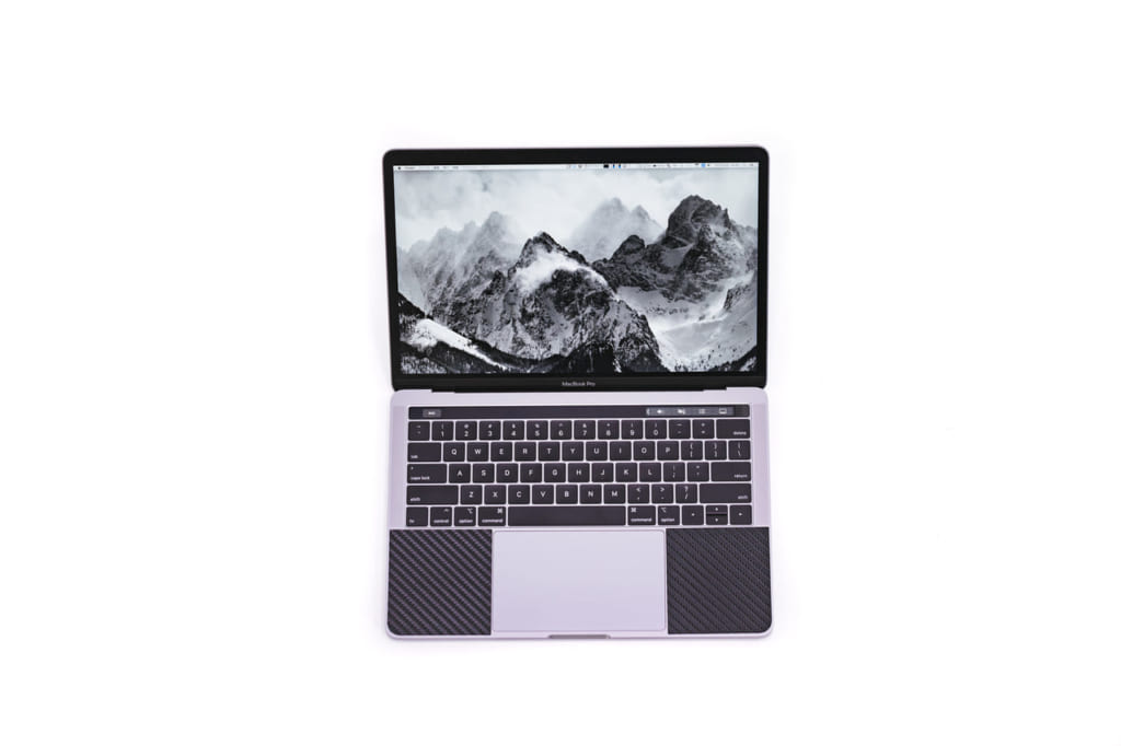 682) MacBook Pro 15インチ 2018-i9-2TBCPU - navalpost.com